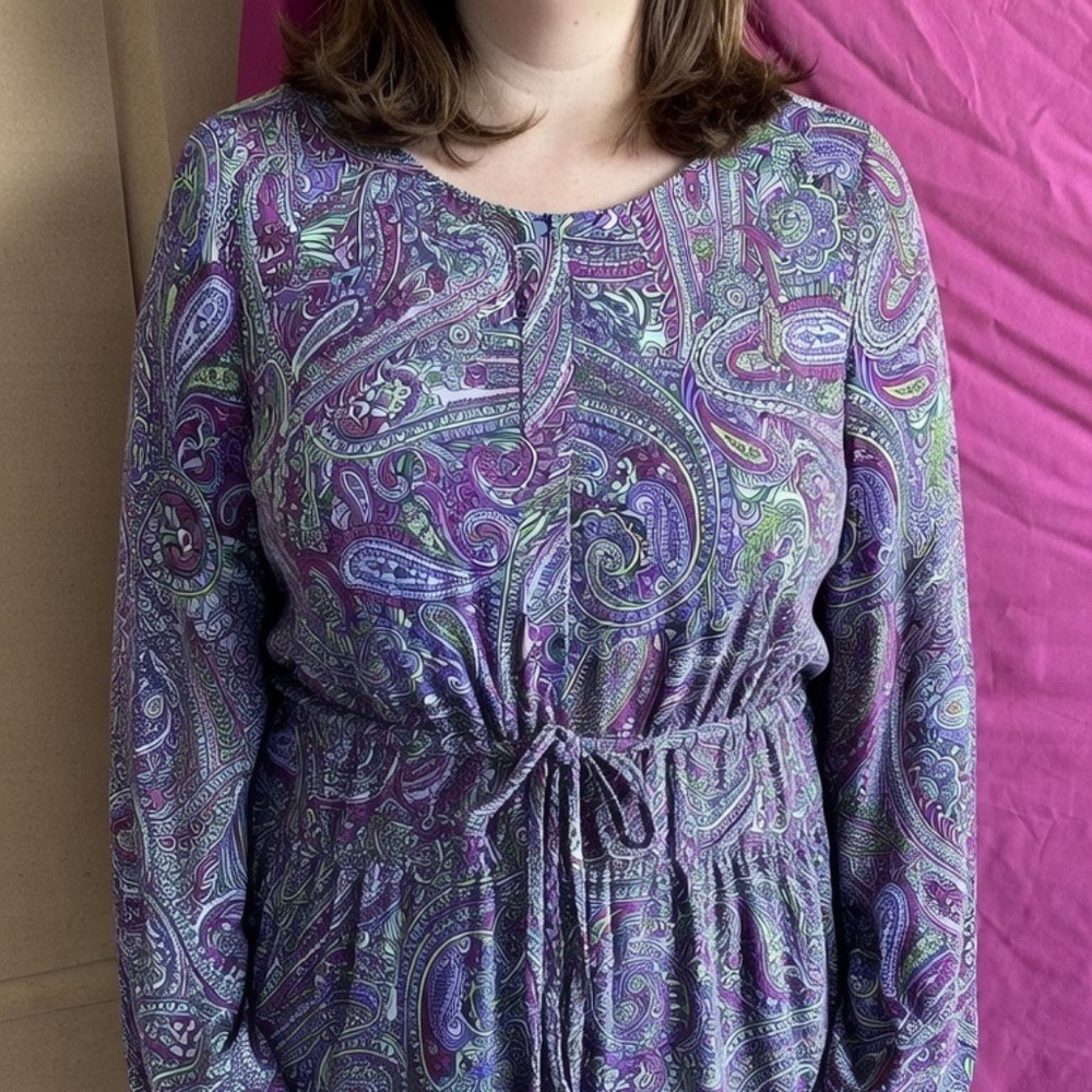 Paisley sleeve dress with drawstring waist and pockets.